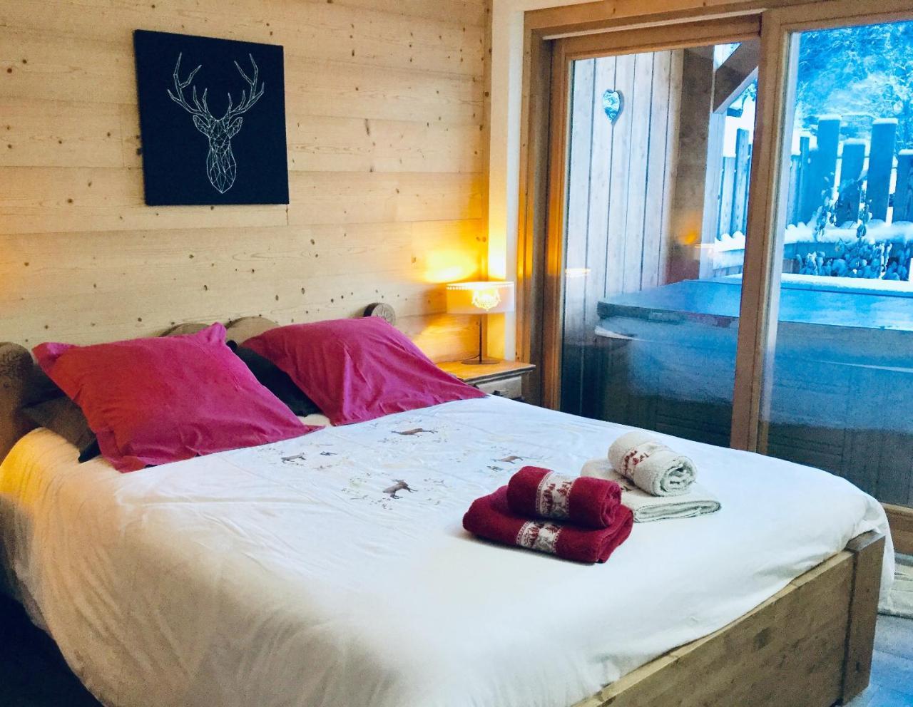 Le Chalet Du Pic SPA privé&Fitness Taninges Extérieur photo